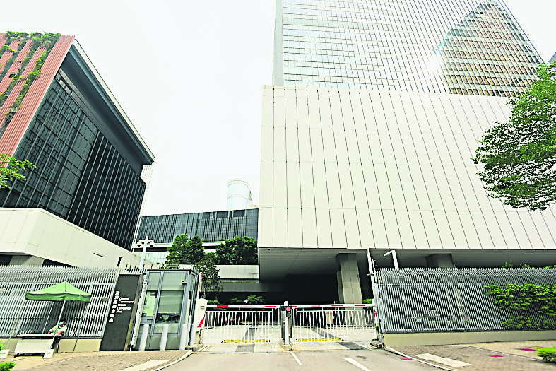 包围两年●政总中联办拆“水马阵” 港全面回复安全常态 香港全面回复安全常态
