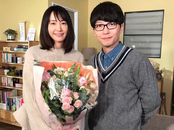 新婚5个月爆分居?新垣结衣星野源婚后不同住