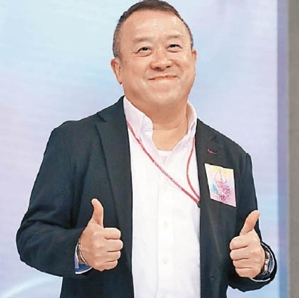 无线ViuTV抢拍港版《鱿鱼》‧网推曾志伟演编号001