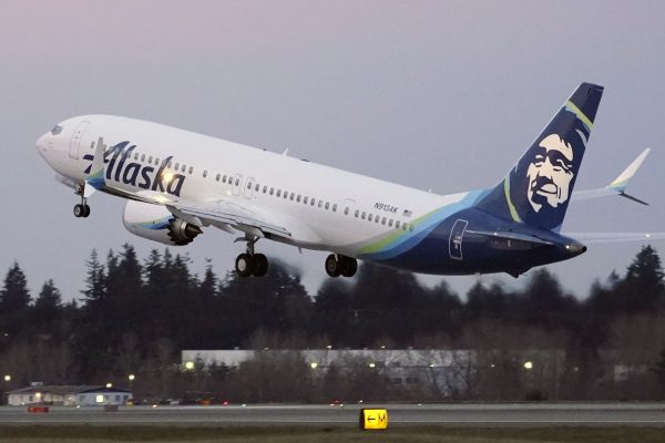 美国/误导美联邦航空总署 前波音737 MAX试飞员遭起诉