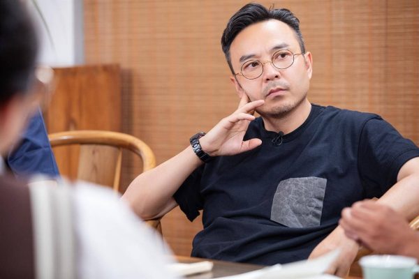 吐槽透明伞“太娘了” 汪涵挨轰不尊重女性