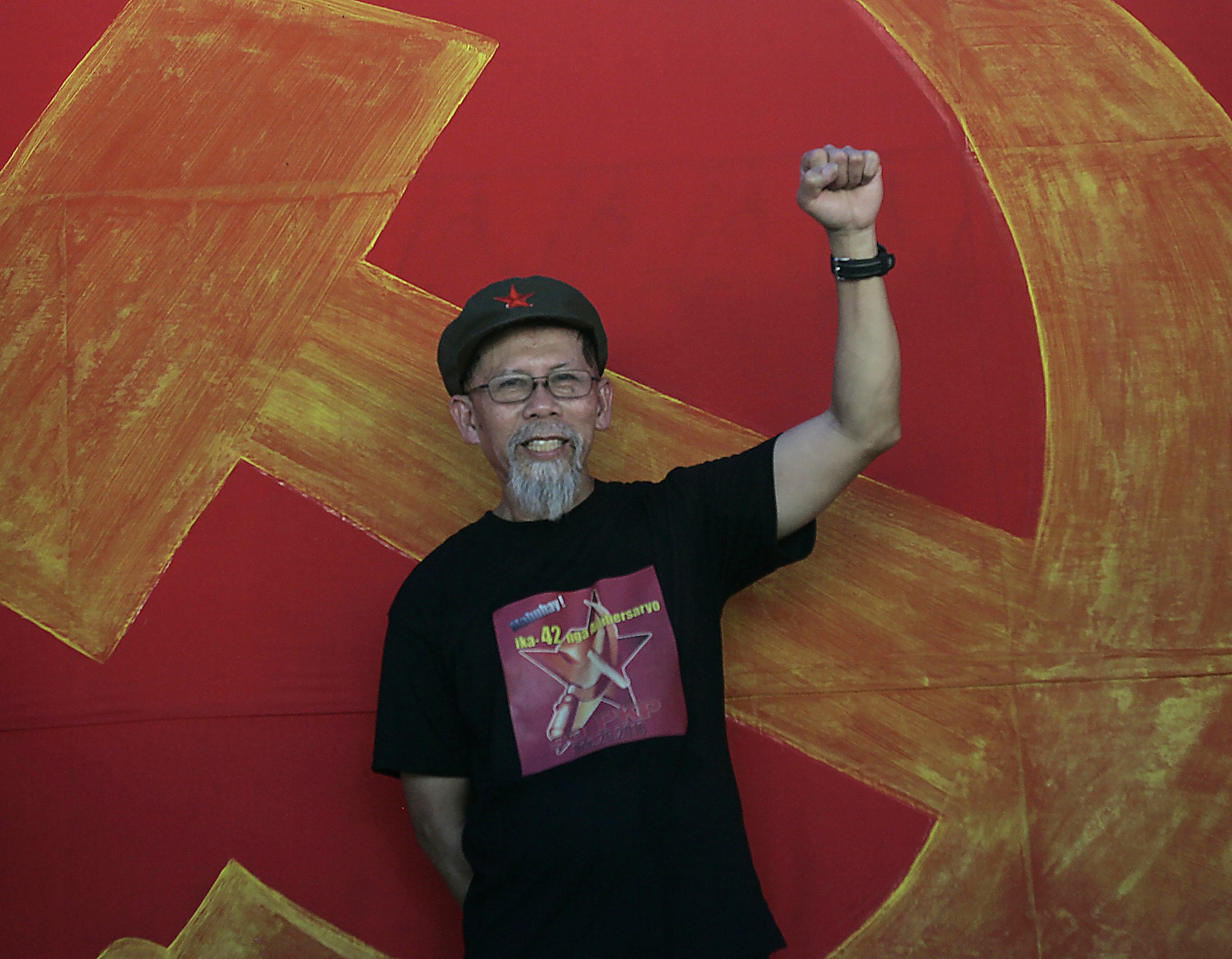 看世界/数十年战斗 菲律宾主要叛军首领丧命