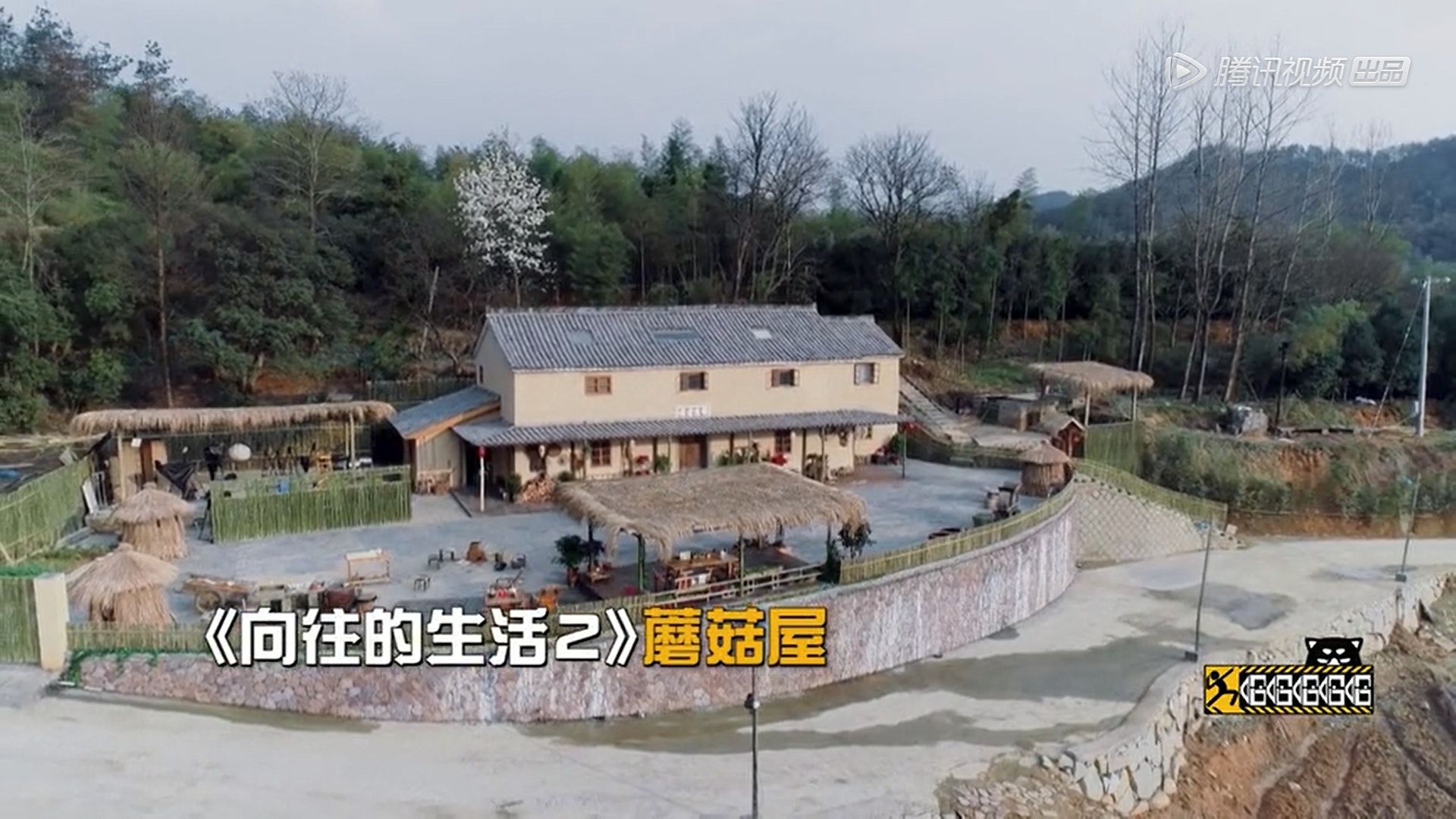 造假! 邓超鹿晗游东北 用柴犬扮梅花鹿