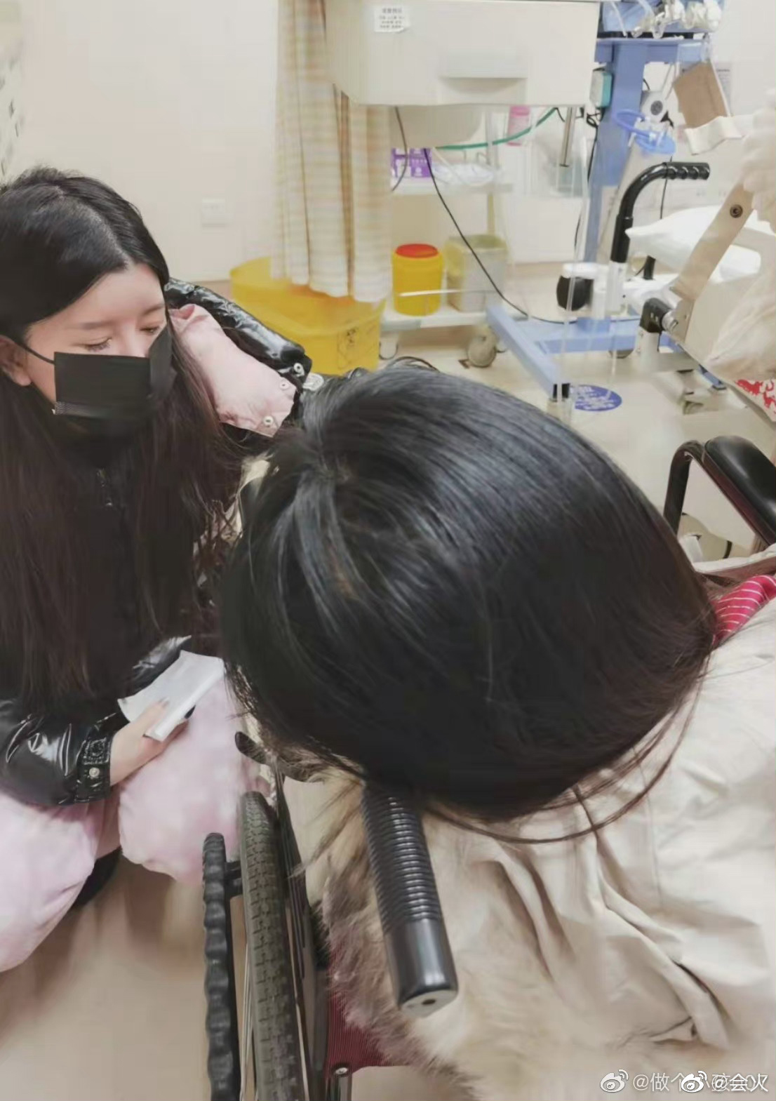网惊曝Yumi吞药轻生 送院洗胃急救