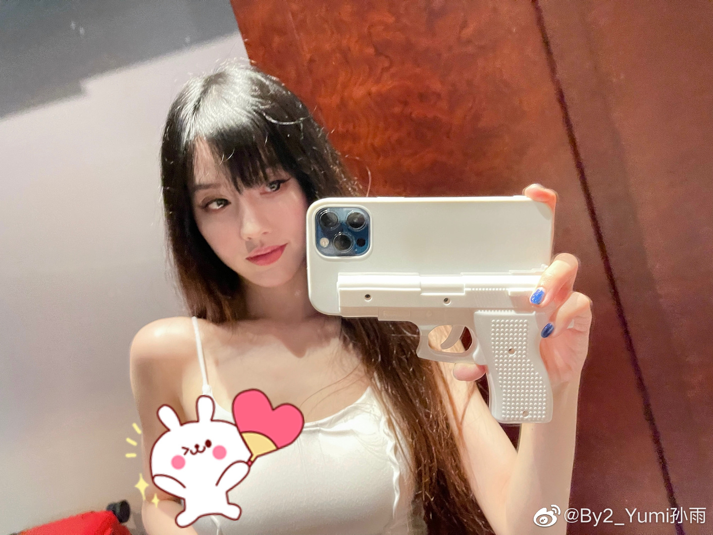 网惊曝Yumi吞药轻生 送院洗胃急救