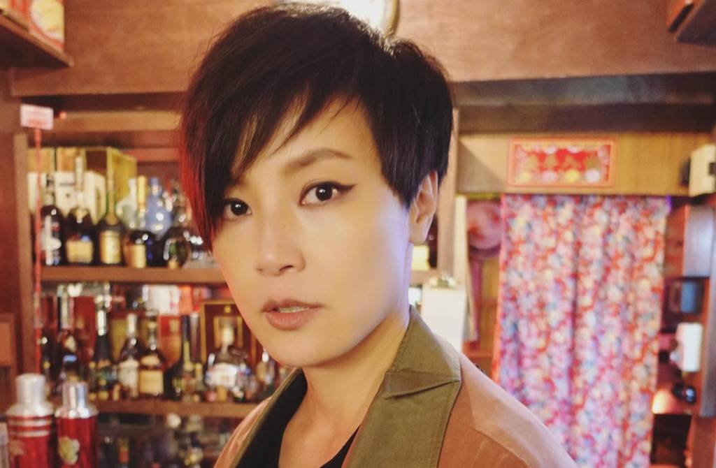 何韵诗获保释回家 不忘梅艳芳教诲:音乐会照开