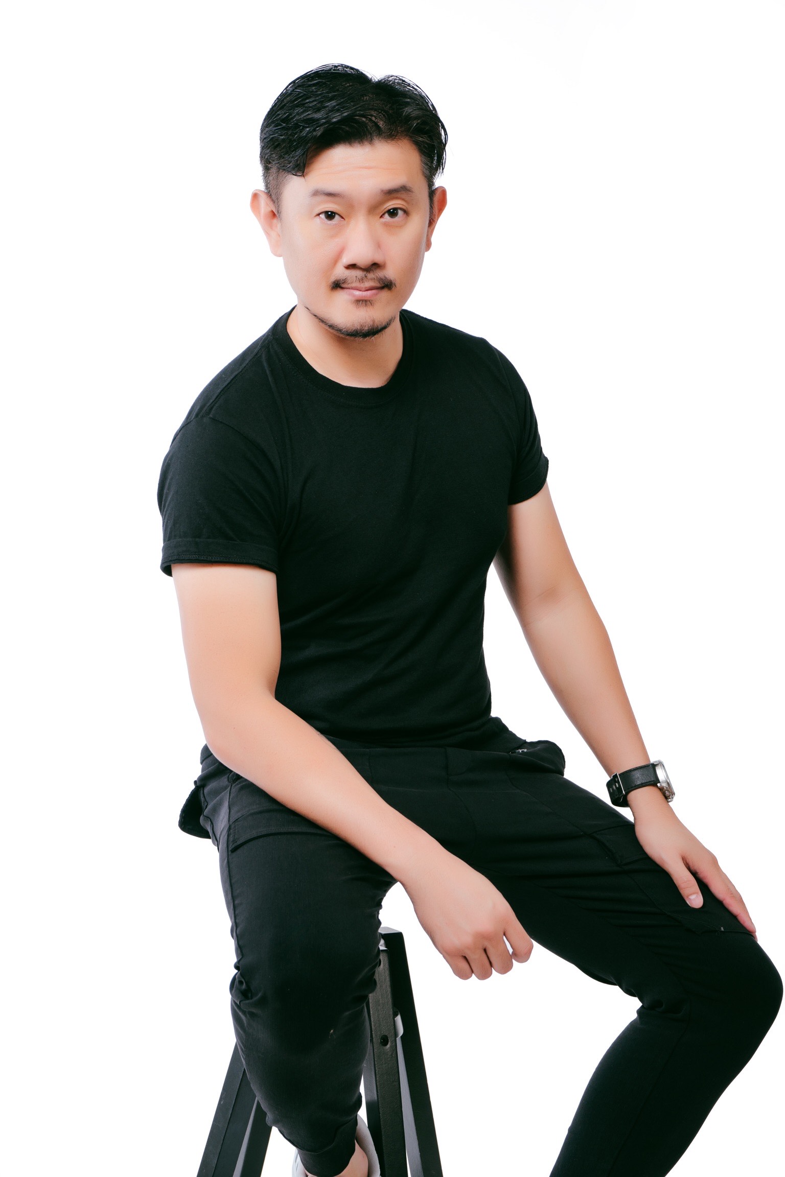 元旦特辑对开/主文/2022、相信、力量、看见(主文)