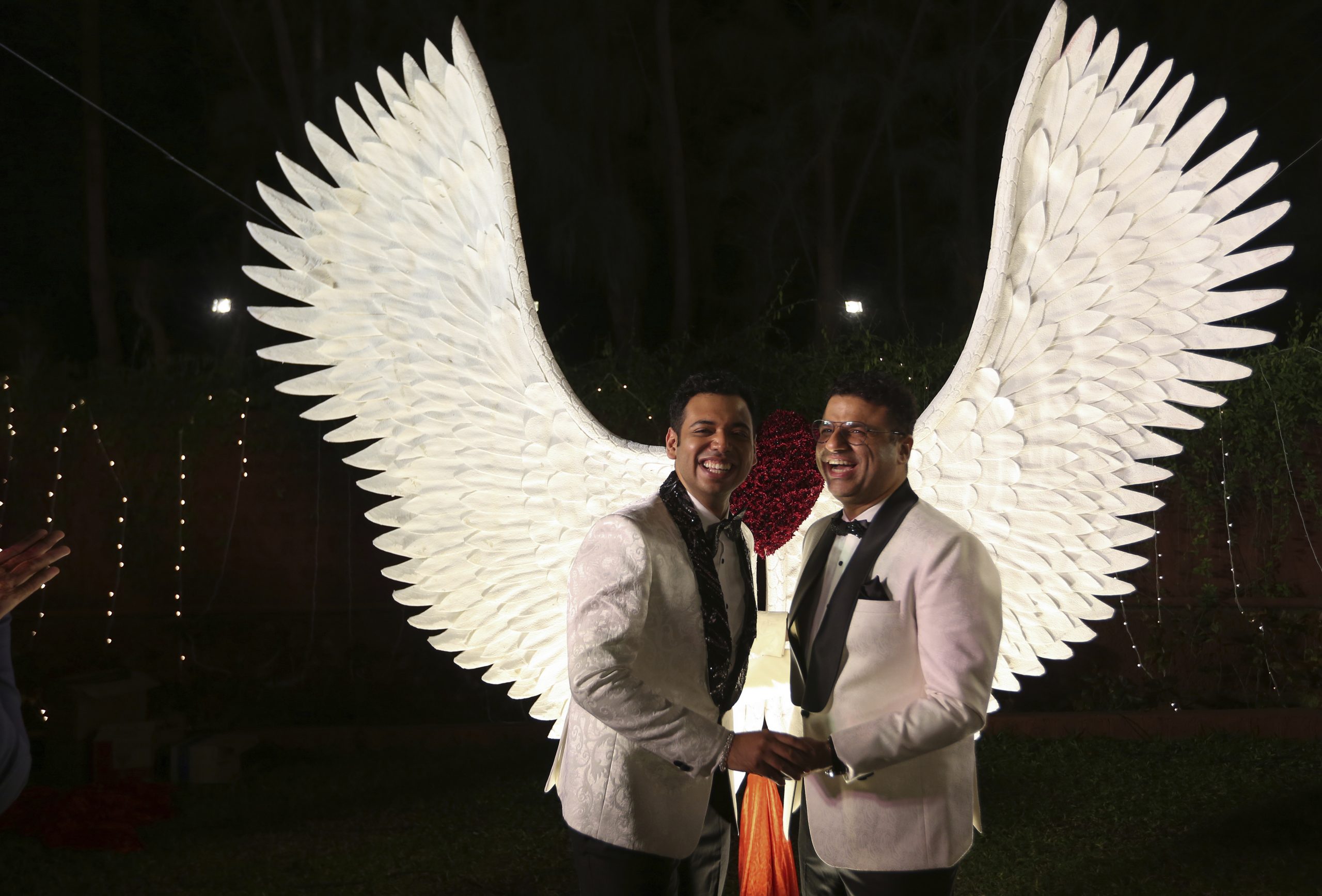 印度未承认同婚他俩先结了 盼LGBTQ关系正常化