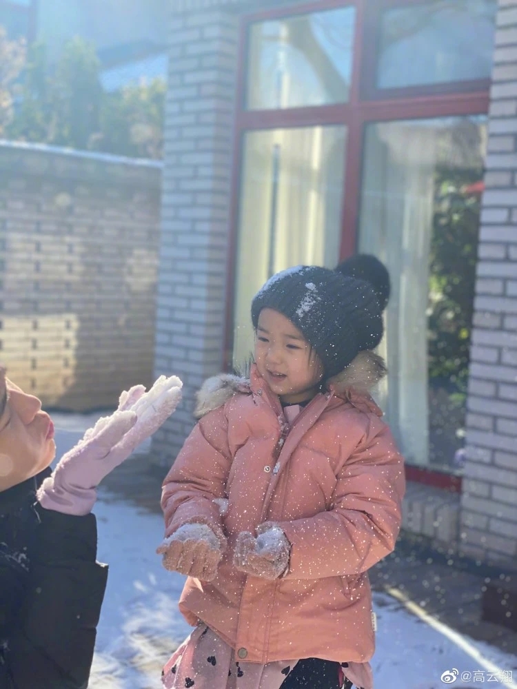 改名高晟晖复出 高云翔当话剧制作人