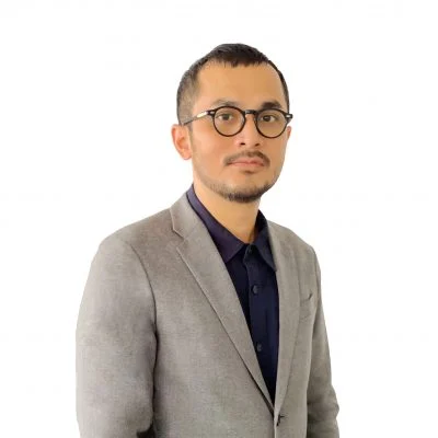 新教育(12月14日)第2版:2021年「大华银行东南亚年度之画」