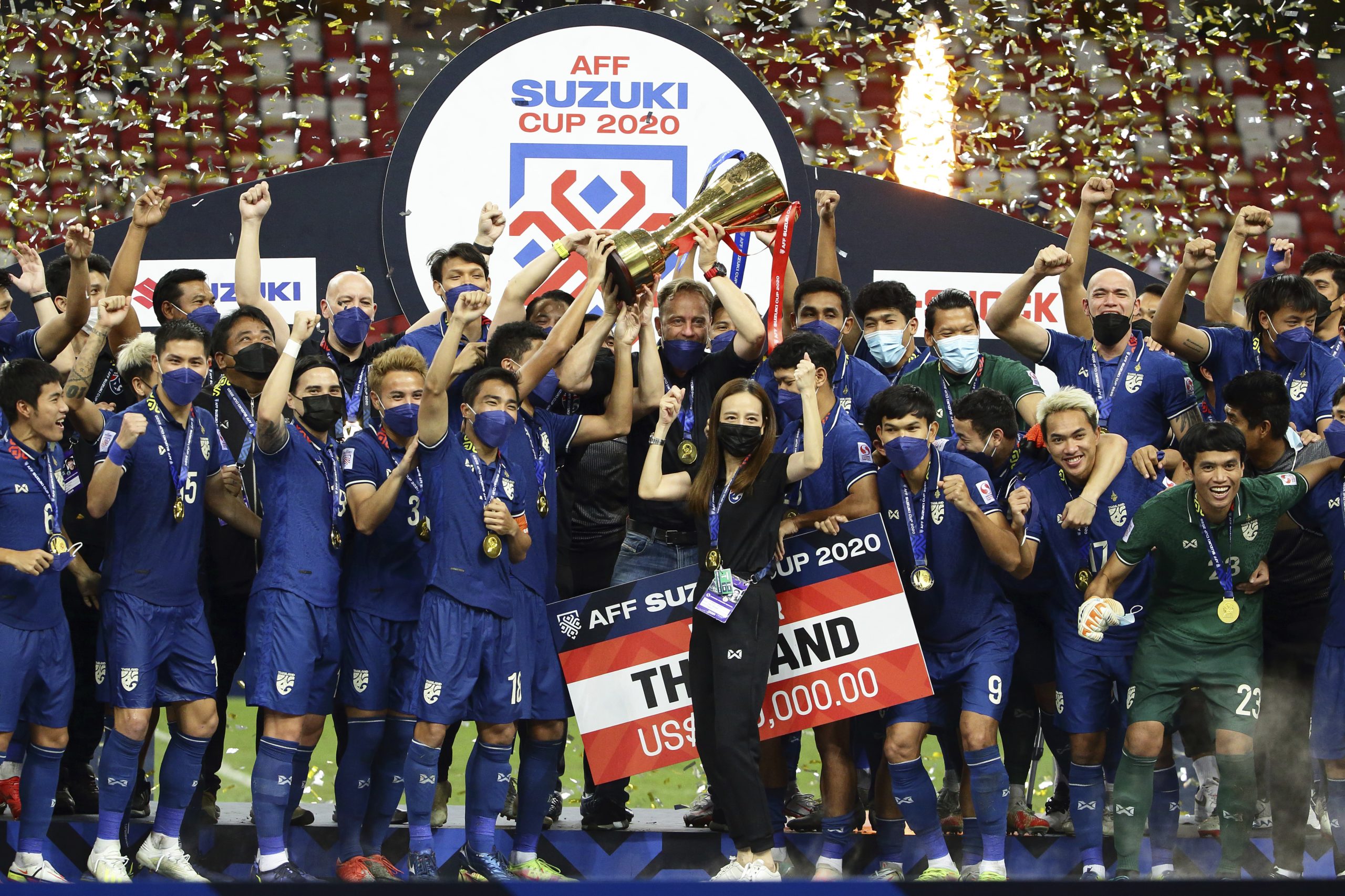 亚历山大:不仅仅想捧铃木杯 泰国朝更远大目标迈进
