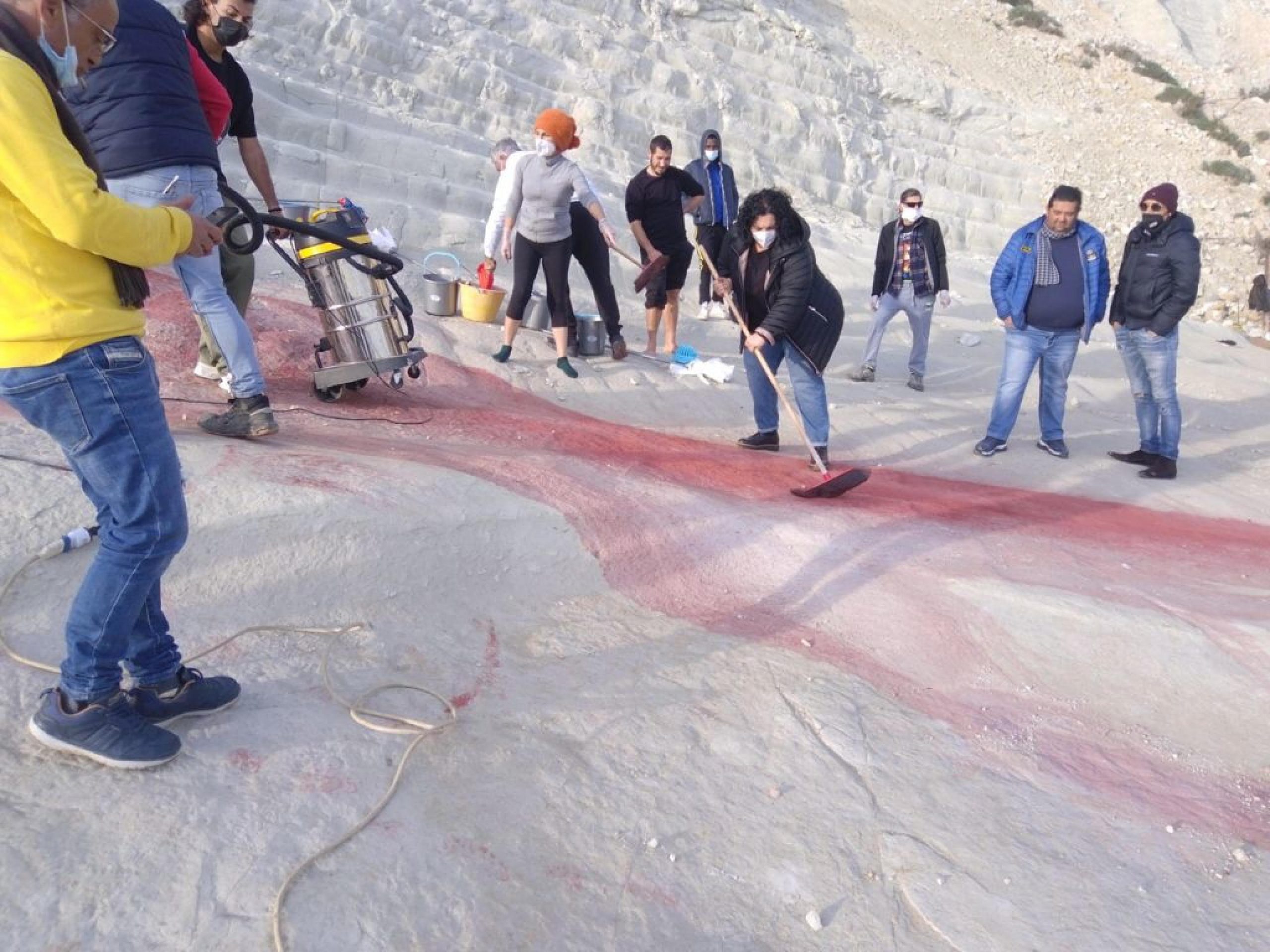 拼盘/意大利名胜“土耳其阶梯”遭破坏染红