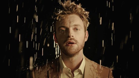 蔡有维/FINNEAS《Optimist》人生仅此一次