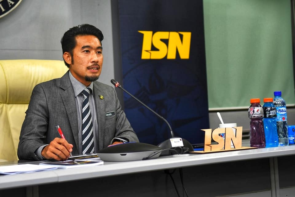 ISN允许使用服务 李梓嘉需付费
