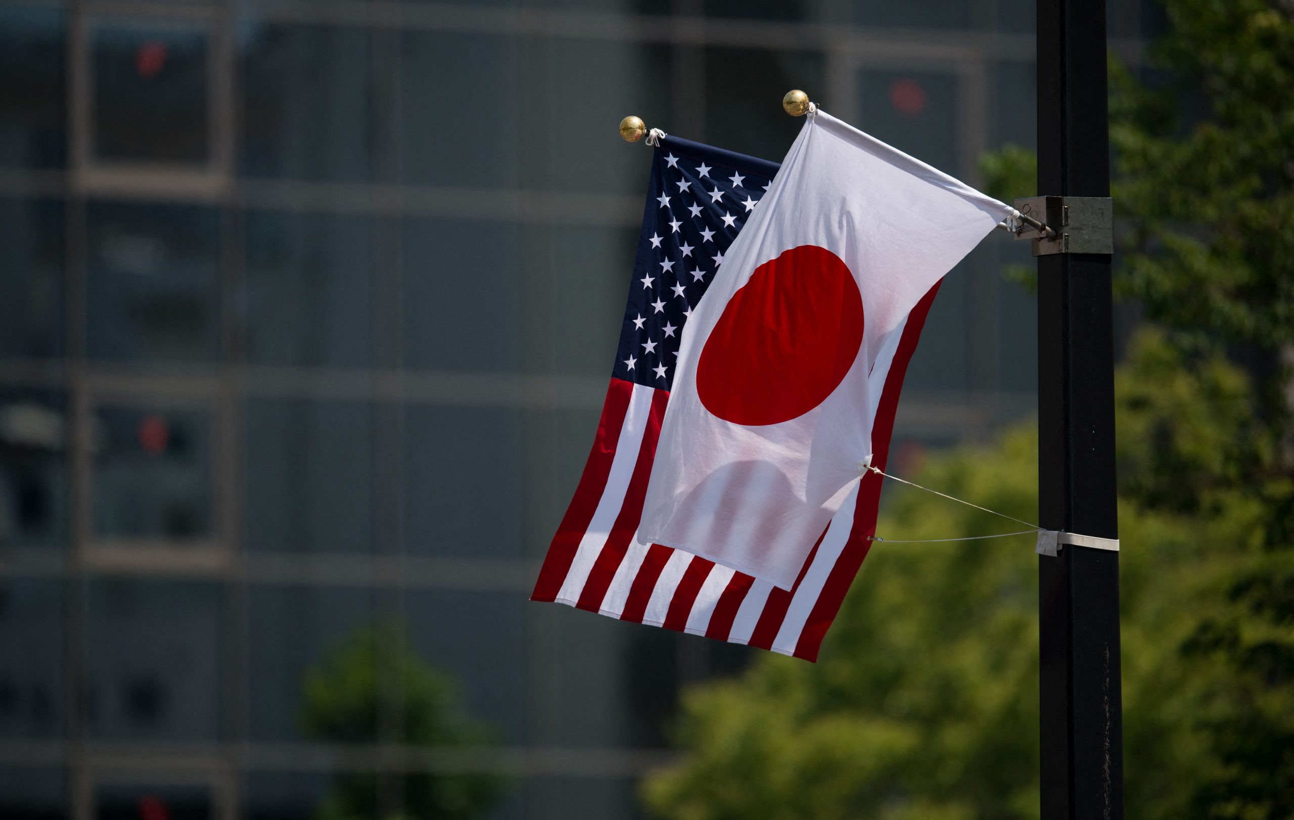修补盟友贸易关系 美调降特朗普时代日钢铁税