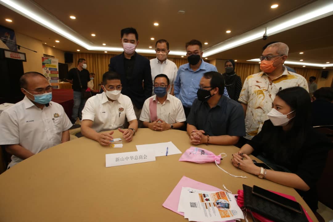 全国:阿兹敏:国家复苏理事会将尽快于内阁讨论开放国界事宜