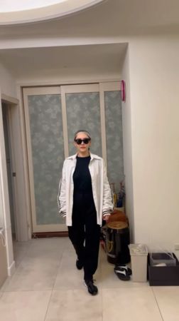模仿酷龙热舞迎姐夫 小S:我姐会杀死我!