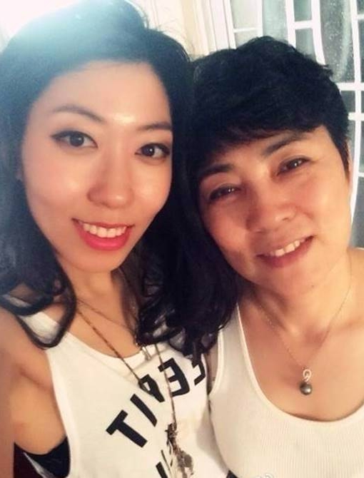 母亲收贿6500万判无期徒刑 曲婉婷国外照玩乐挨轰“吸人血过好日子”