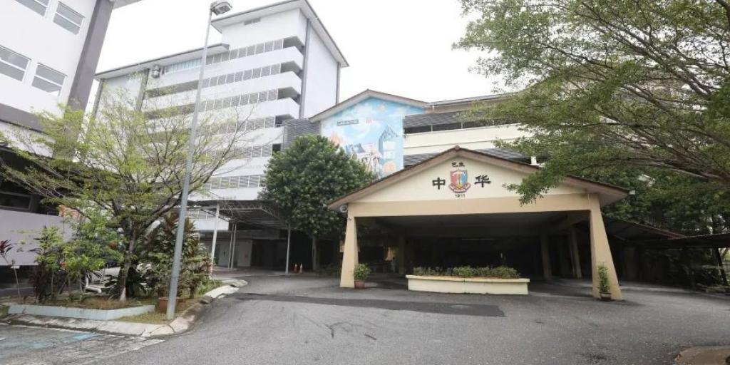 独家|4月多限制撤销 没接种老师仍禁入班?家长:回校上网课很讽刺