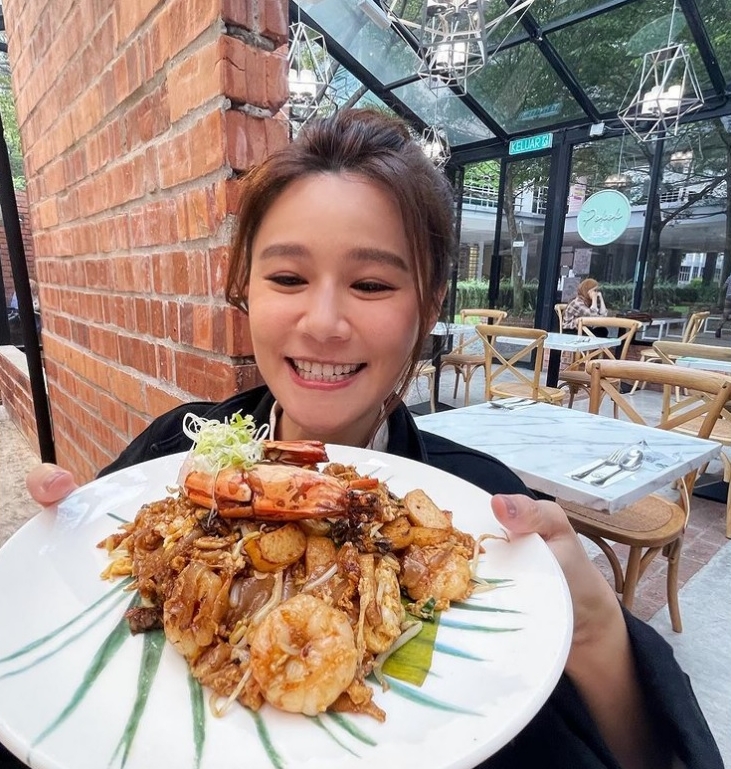 自侃来马当“见习妈妈” 黄翠如被催生秒封口