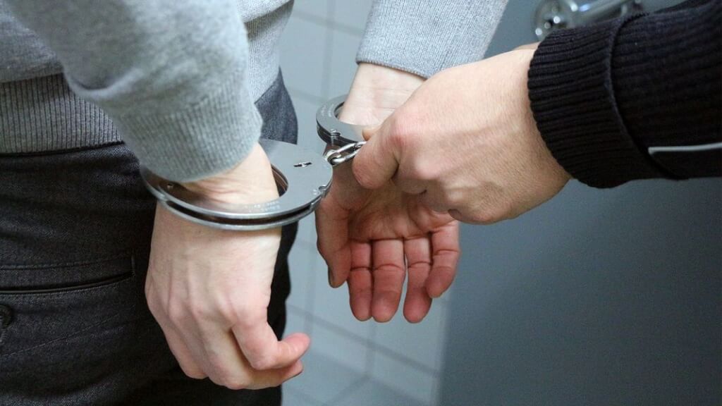 高雄女高中生上学遇假车祸撞倒性侵 犯嫌遭声押获准