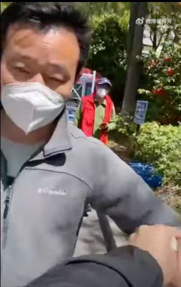 复旦教授取菜遭伏击 施暴者:打人是政府给的权力