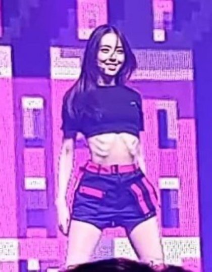 女团成员瘦到肋骨现形 画面曝光网惊:天啊