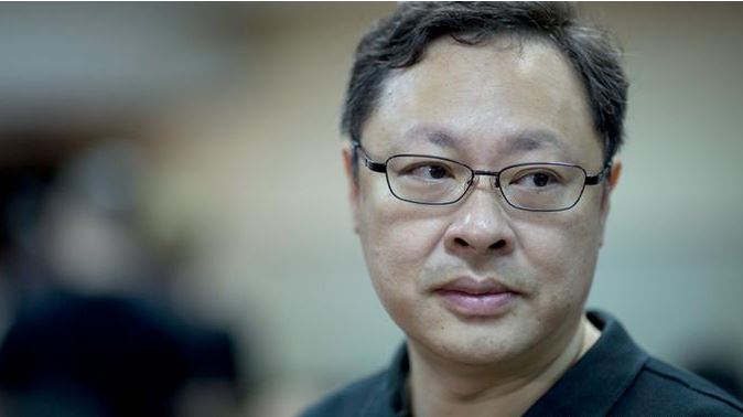 港占中发起人戴耀廷违选举条例 认罪候判