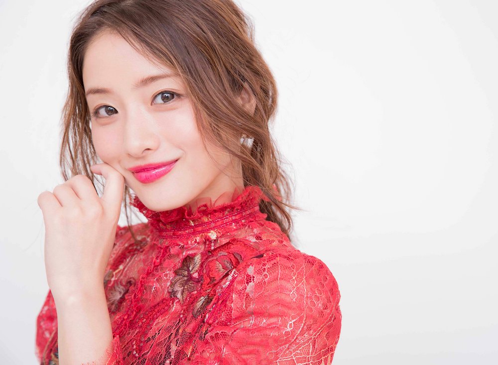 石原里美当妈了 报喜顺产虎宝宝