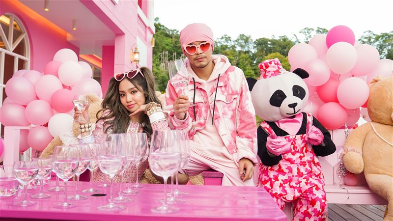《玻璃心》争金曲奖年度歌曲微博被消失 中网骂:一颗老鼠屎