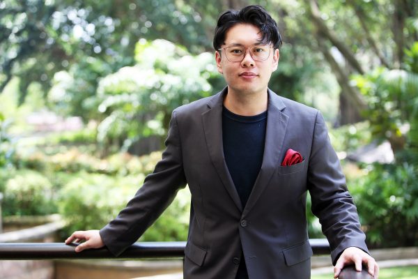 指挥家陈子虔——巴赫音乐的布道者