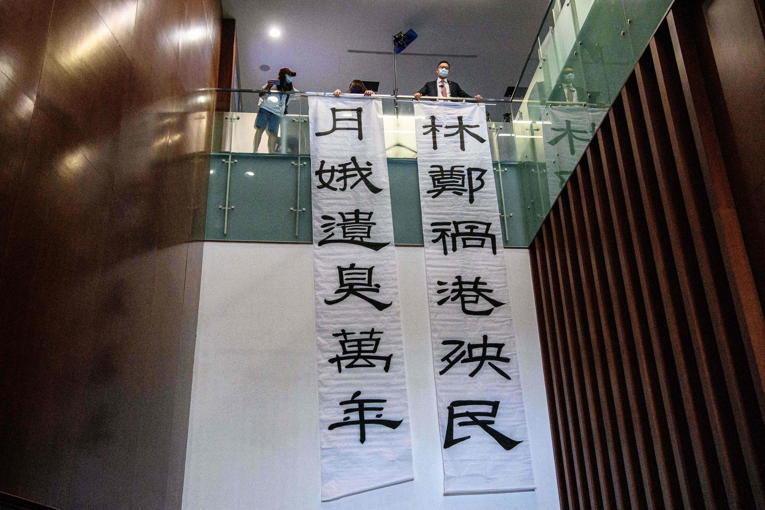 林郑离任倒数 民望历来最低 专家:港更不平等不自由