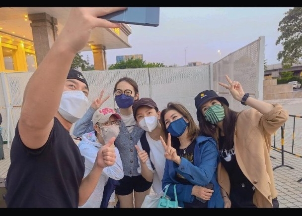 港版《华灯初上》佛山开拍 邓伊婷确诊赵硕之顶替