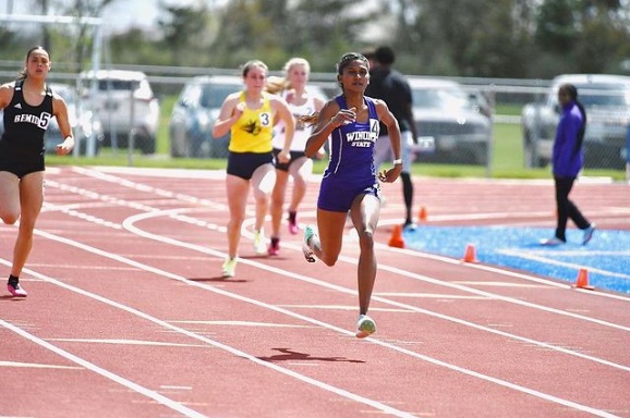 NCAA田径赛|创维诺纳大学400米纪录 茜琳52.68秒封后