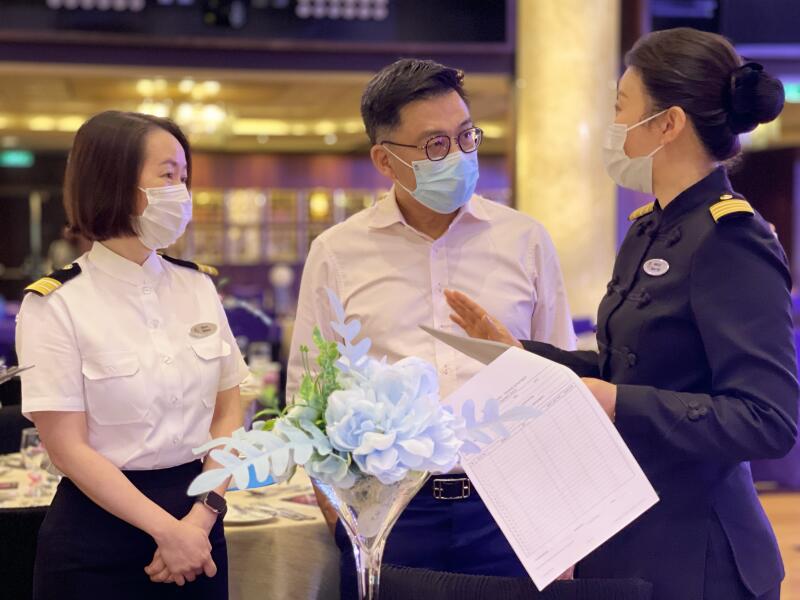 全国(新加坡新闻):今天启航,逾千名旧战友回巢加入名胜世界邮轮