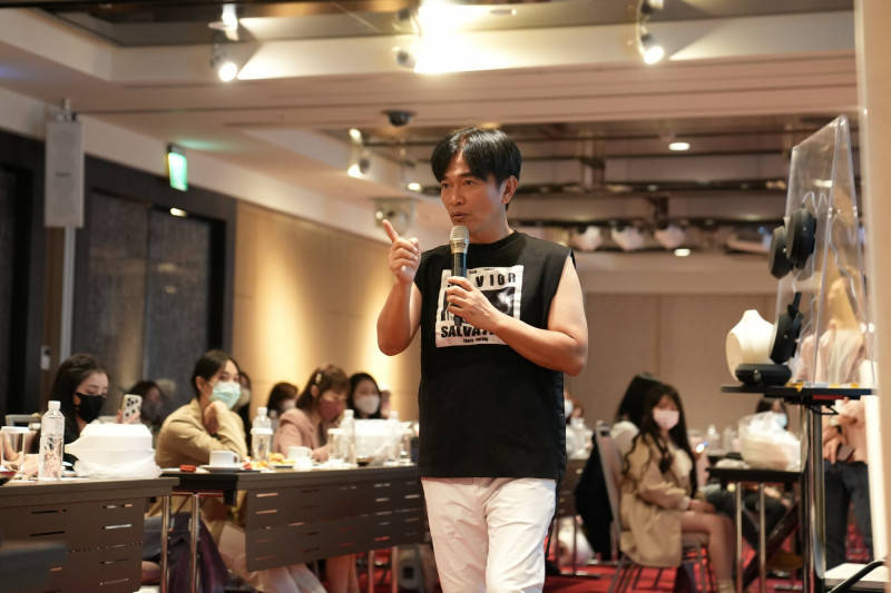吴宗宪曝“那个叔叔”往事 被儿子急阻讲周杰伦