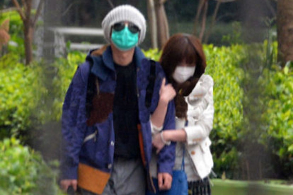 李沁被姚笛当小三拖累 8年前仓底剧开播遭嫌弃
