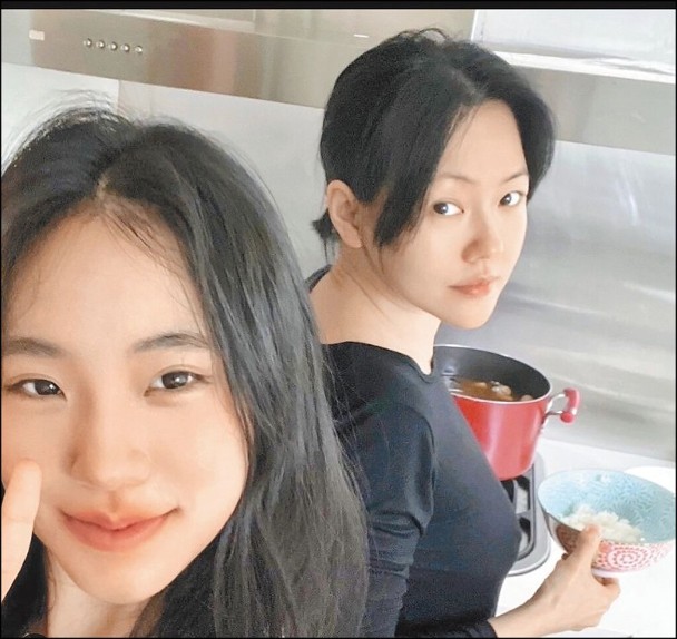 14岁二女儿爱美想隆鼻 小S气哭