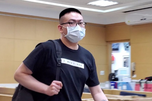大马歌手丘沁伟又被抓 旅馆持毒遭查获