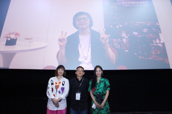 导演电影无缘大马上映 何蔚庭自侃拍鬼片找“出路”