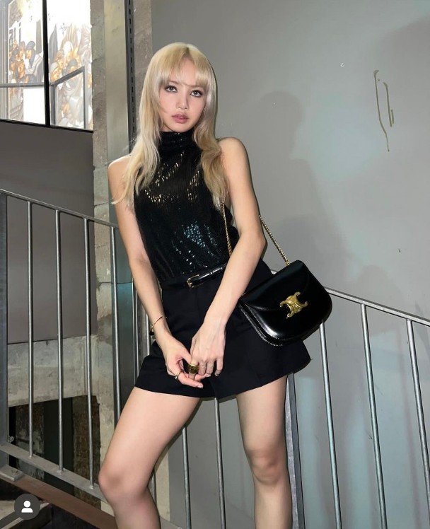 影响力冠绝时装周 Lisa吸1.24亿经济效益