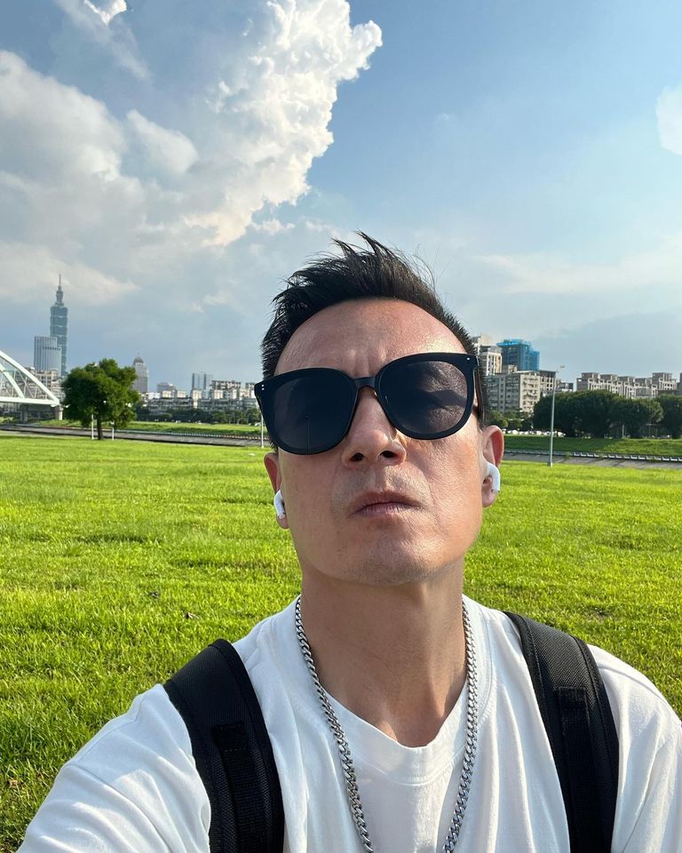 被问“还不结婚?” 小钟神回一句亲戚秒闭嘴