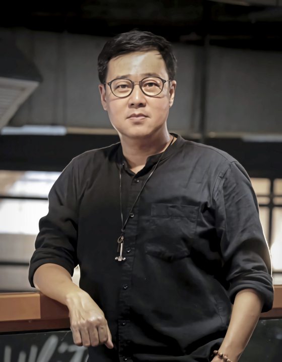 郭碧容/李尔王:从故事脉络呈献经典剧本