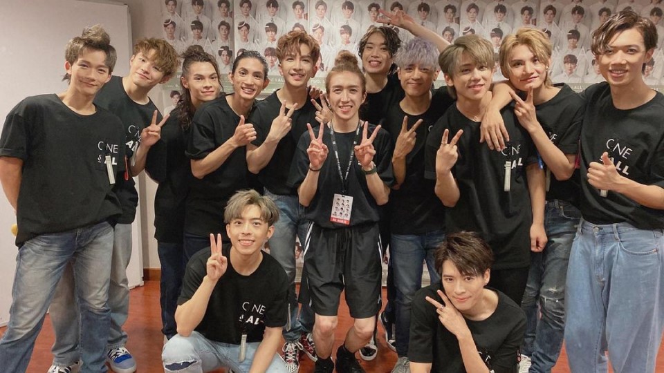 MIRROR演唱会|舞蹈员通宵做手术 脑出血重创颈椎骨折