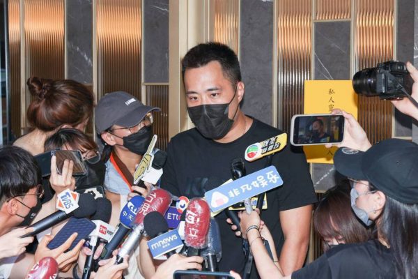 余苑绮告别式以音乐会形式进行圆梦 长眠地曝光与猜哥亮作伴