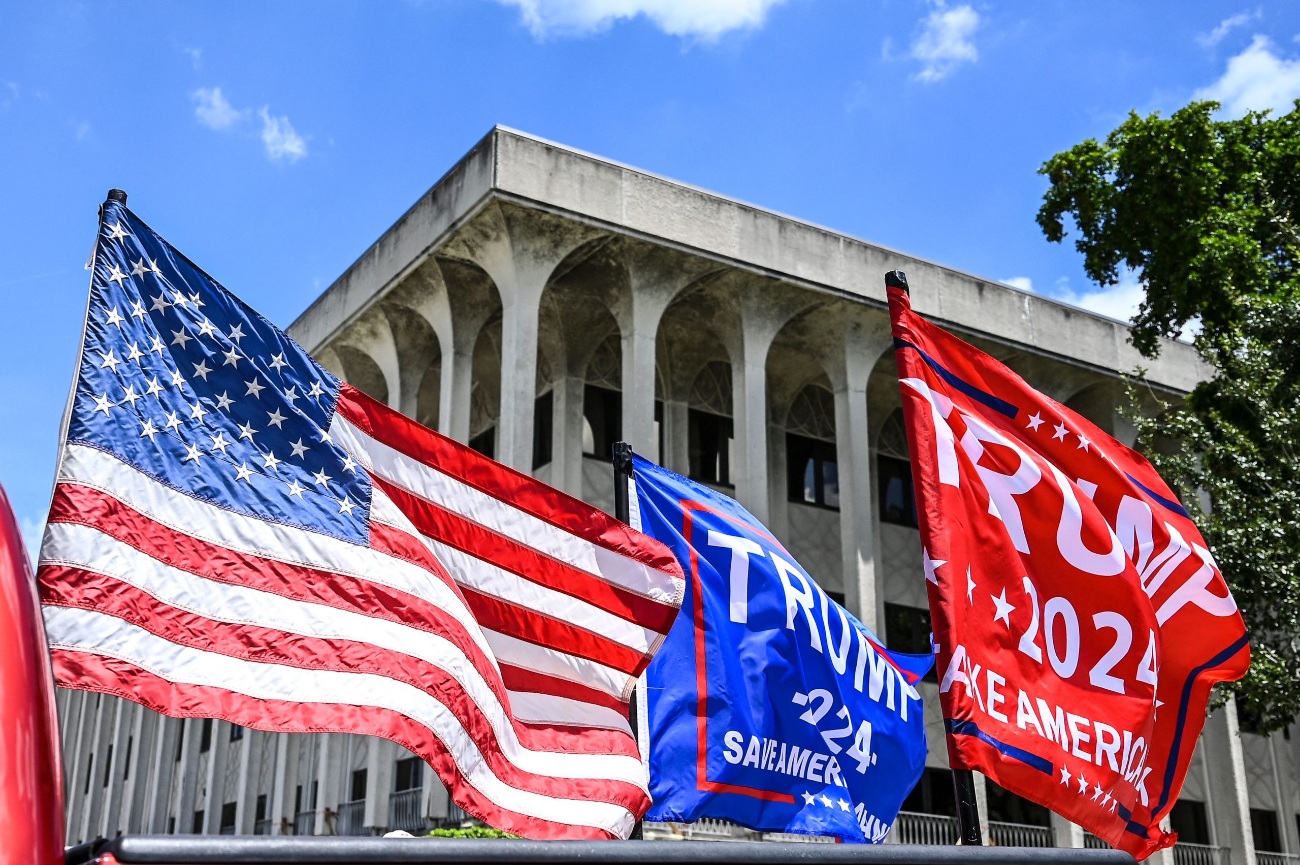 反特议员纷落马 特朗普确立影响力为重返奠基 分析:共和党一时代的终结