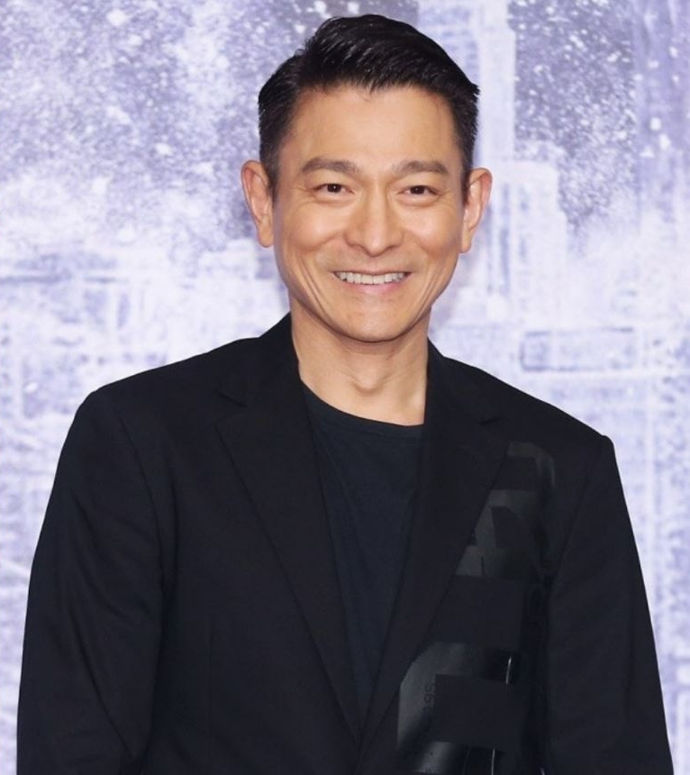 抱怨衣着打扮被管死死 林熙蕾曝女儿不允许露肉