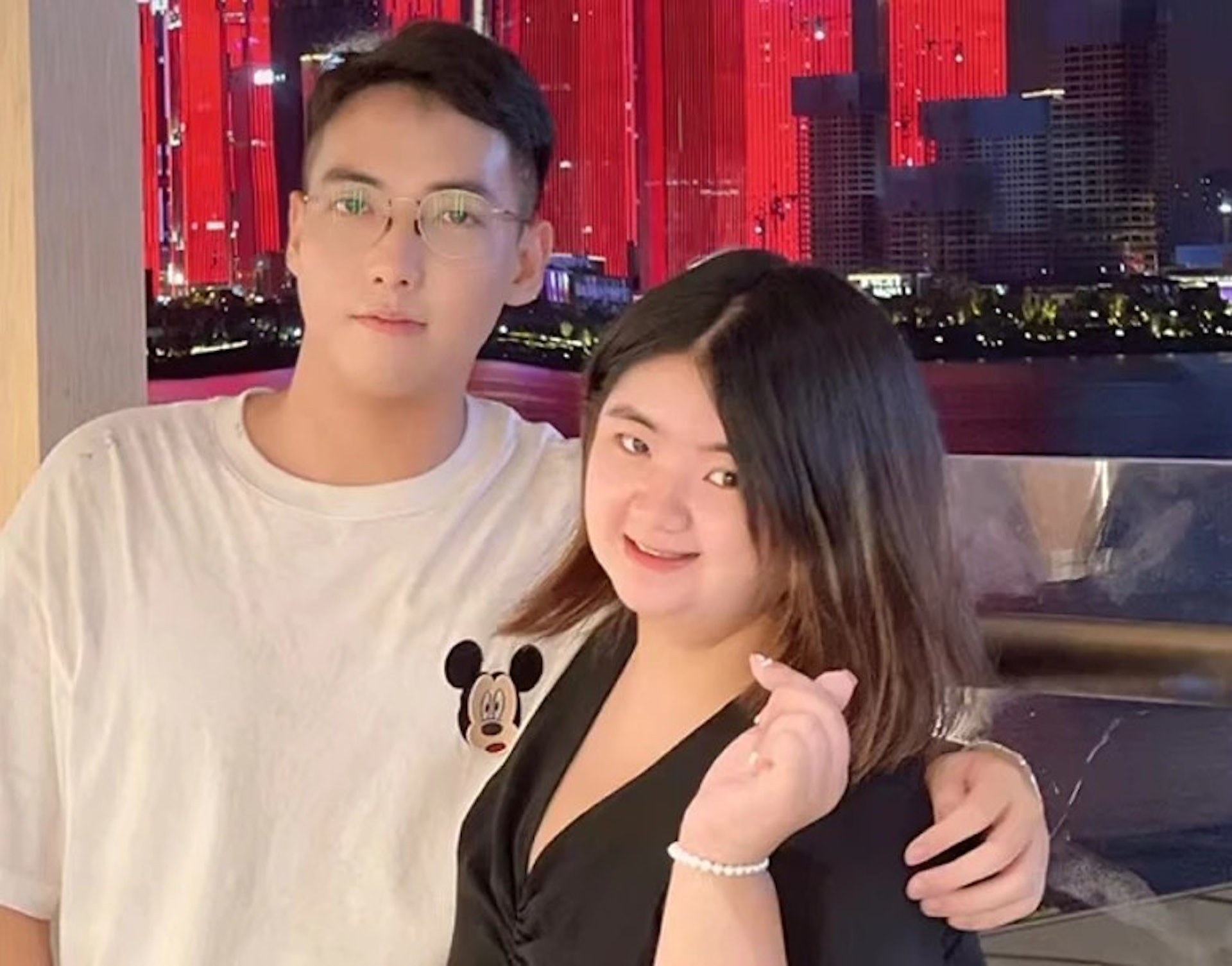 胡慧中女儿恋情见光死 男友否认吃软饭删光合影