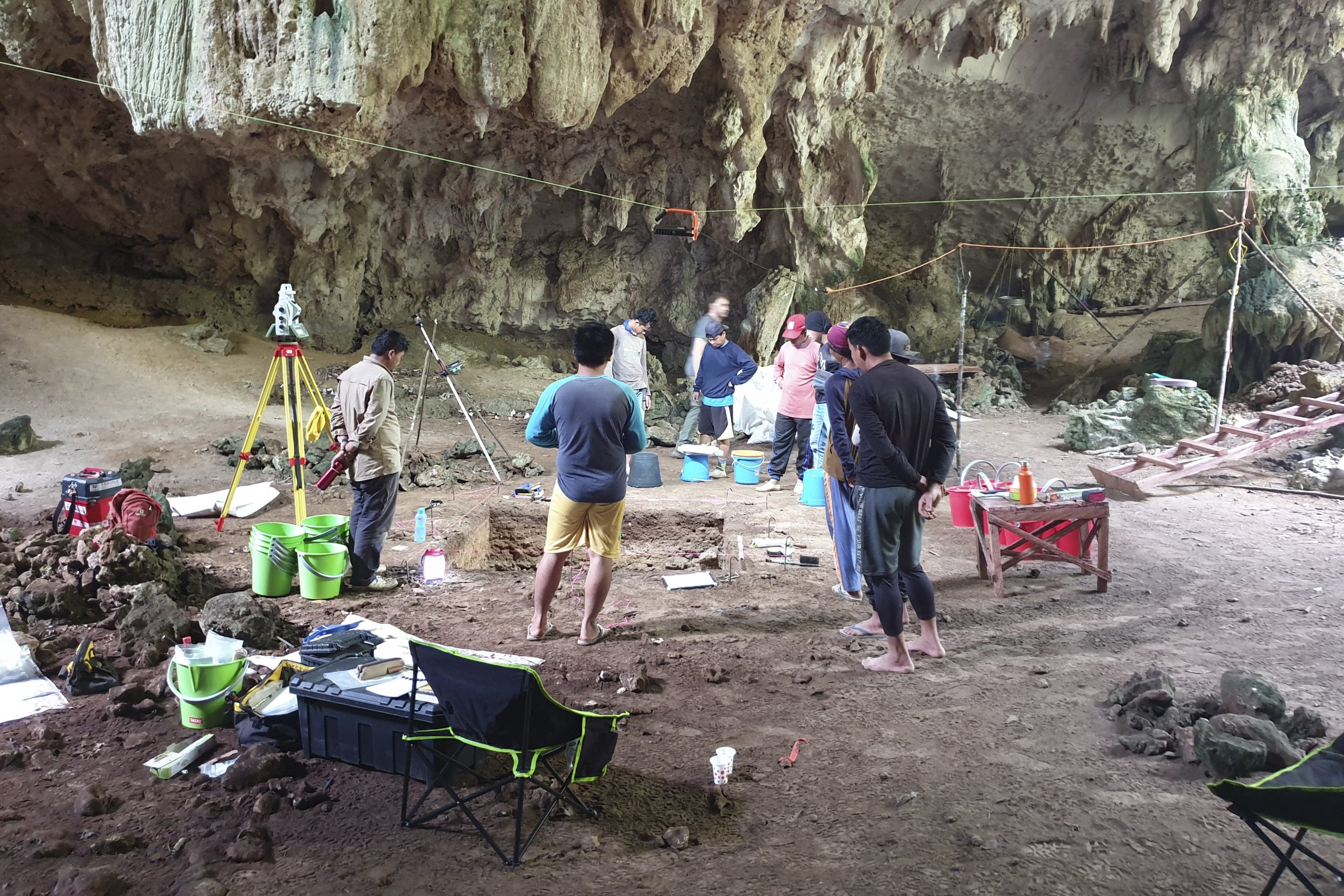 3万年前人骨神秘缺腿 研究曝惊人真相