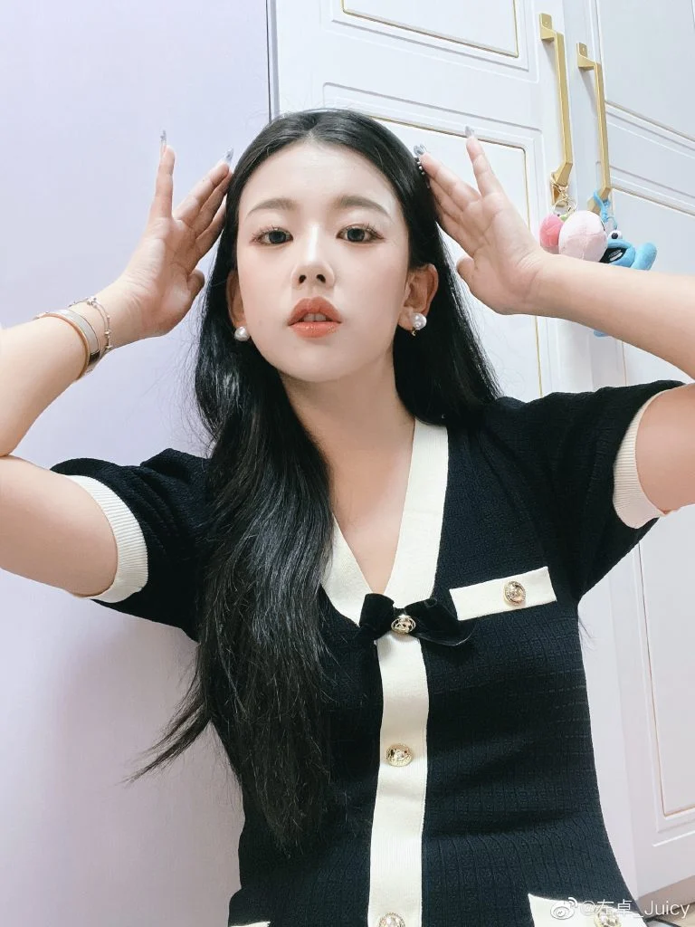 又一个时间管理大师?男星遭爆一夜见3女